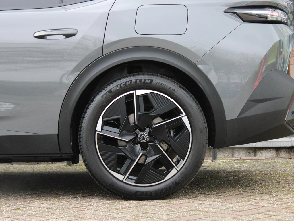 Peugeot 408 – foto 12