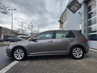 Volkswagen Golf – thumbnail 3