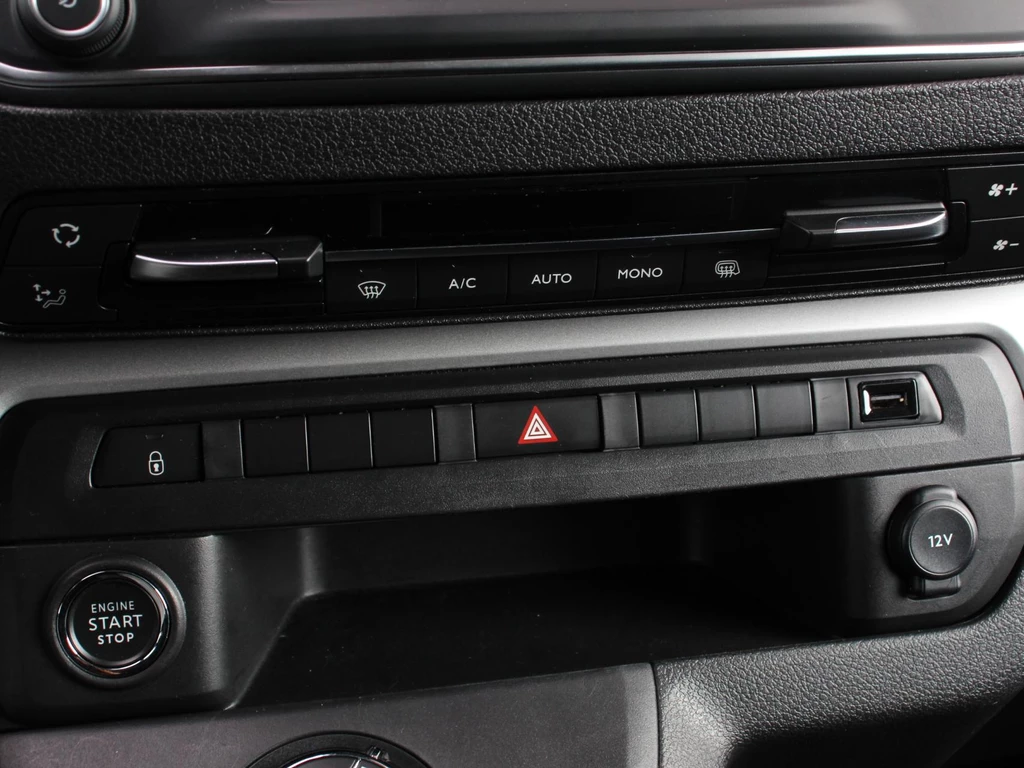 Opel Vivaro – foto 21