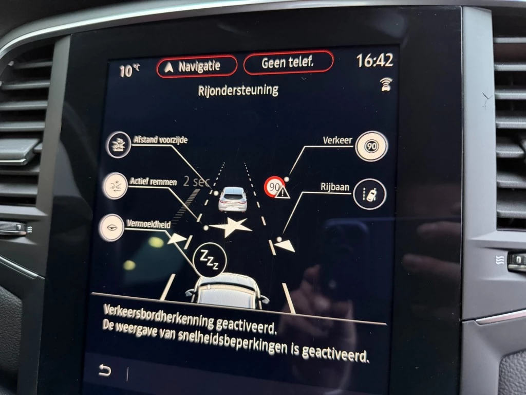 Renault Megane E-Tech – foto 39