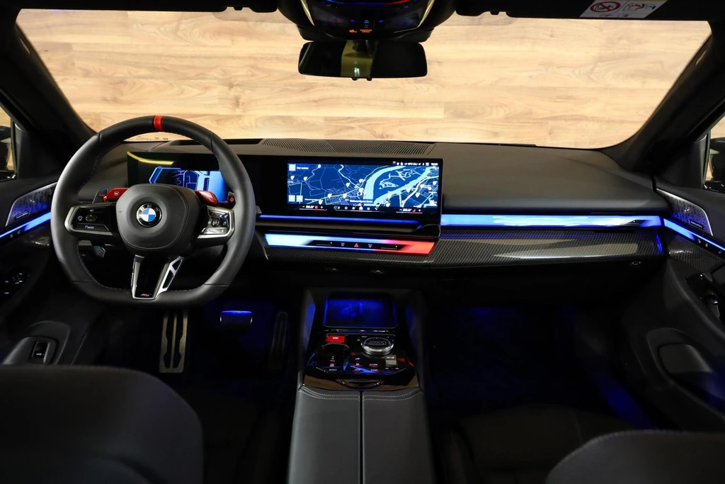 BMW M5 – foto 11