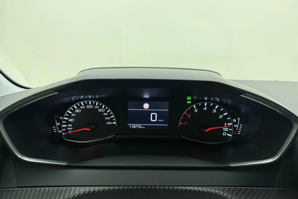 Peugeot 208 – foto 31