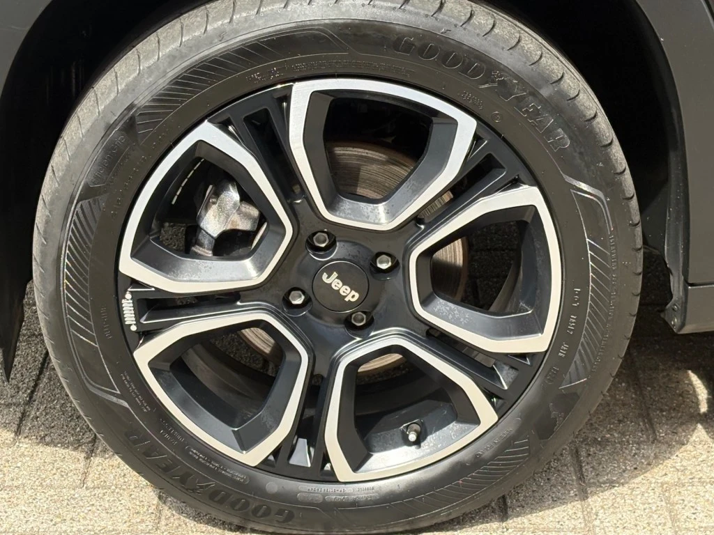 Jeep Avenger – foto 18