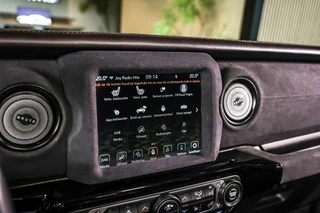 Jeep Wrangler – thumbnail 56