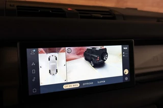 Land Rover Defender – thumbnail 16