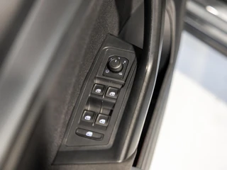 Volkswagen T-Roc – thumbnail 18