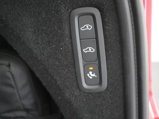 Volvo XC90 – thumbnail 22
