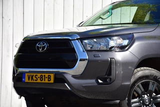 Toyota Hilux – thumbnail 3