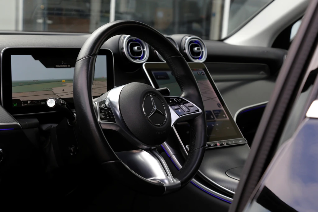 Mercedes-Benz GLC – foto 36