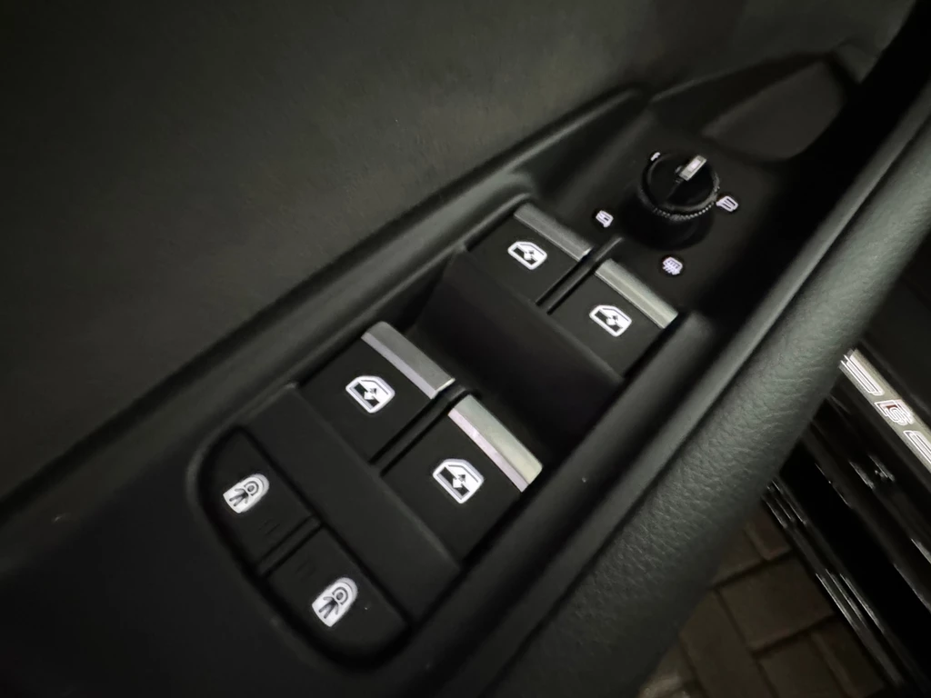 Audi Q8 – foto 43