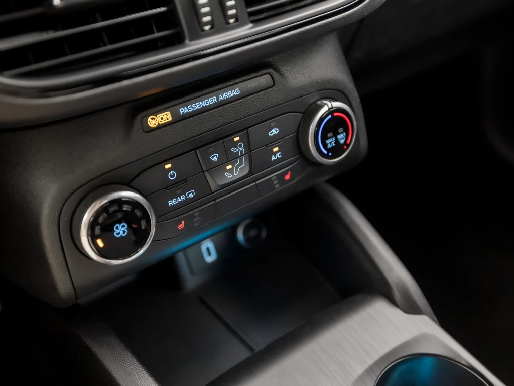 Ford Focus – foto 11