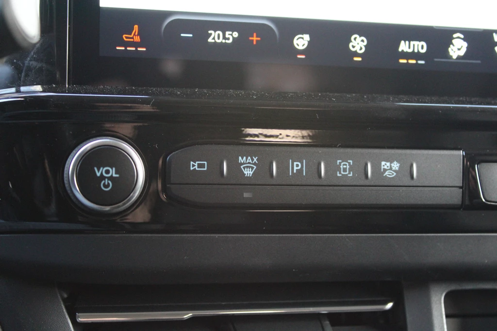 Ford Tourneo Custom – foto 33