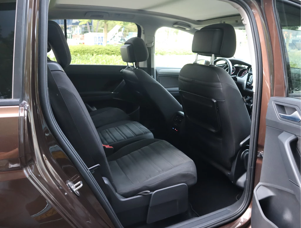 Volkswagen Touran – foto 8