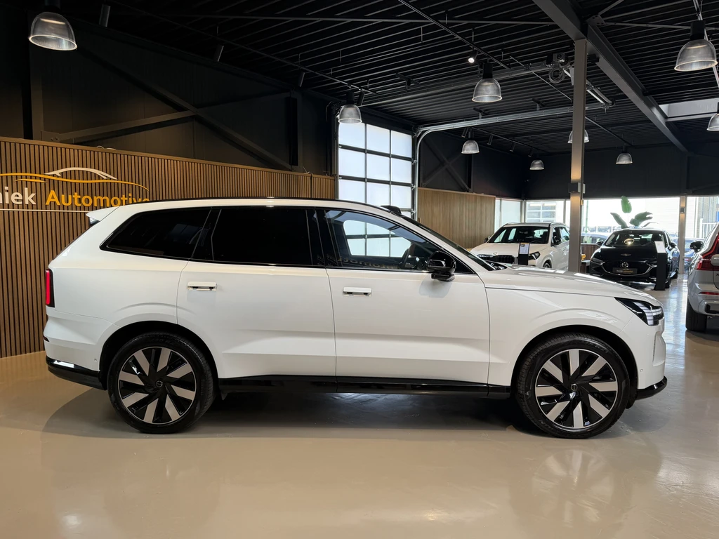 Volvo EX90 – foto 8