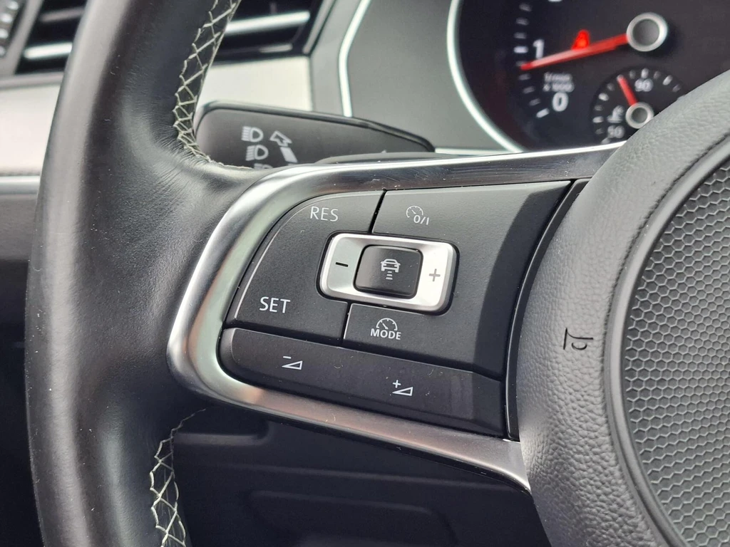 Volkswagen Passat – foto 13