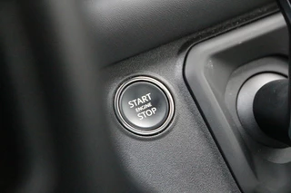 Land Rover Defender – thumbnail 18