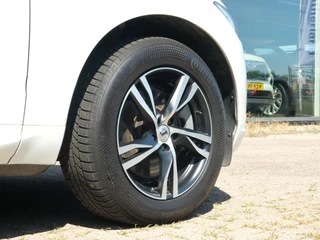 Volvo XC60 – thumbnail 8