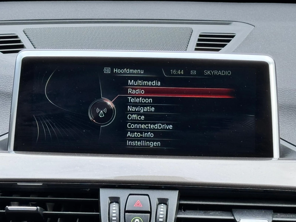 BMW X1 – foto 16