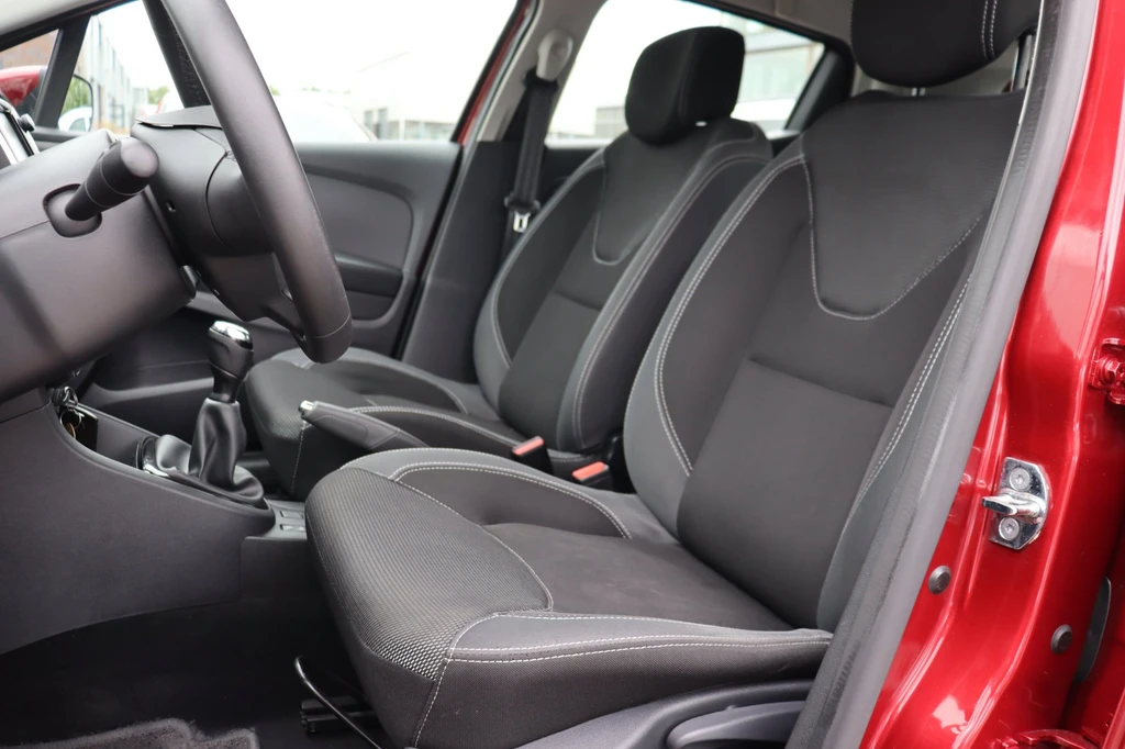 Renault Clio – foto 7