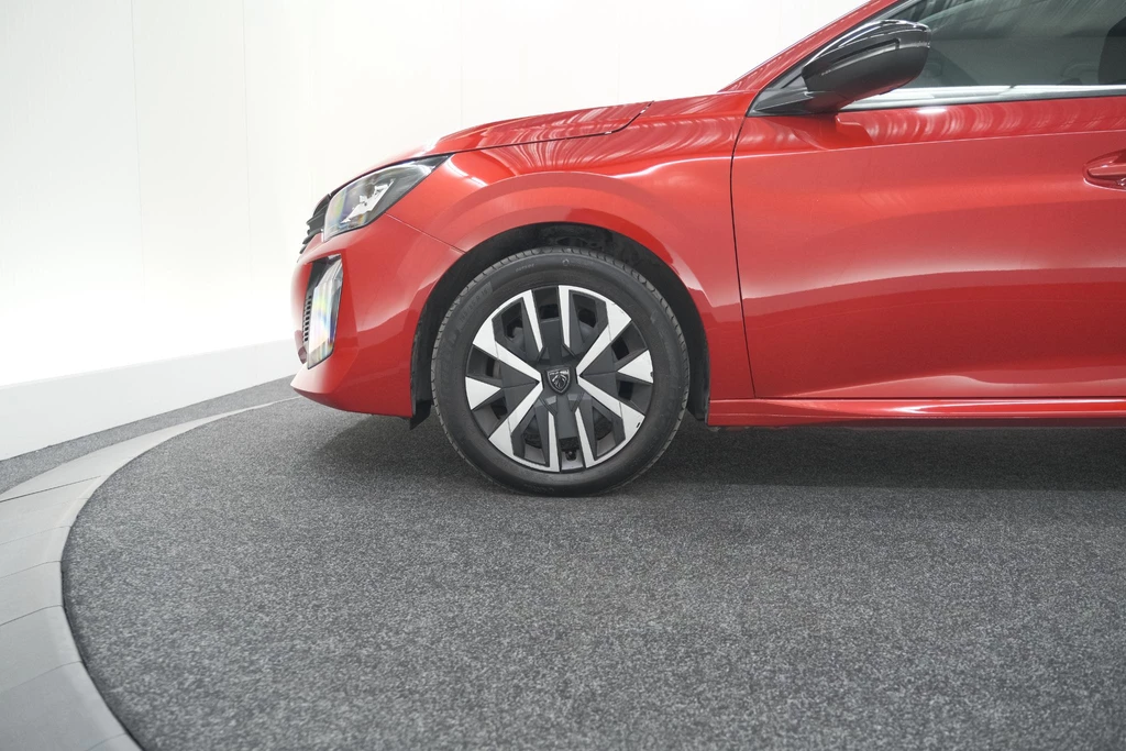 Peugeot 208 – foto 3