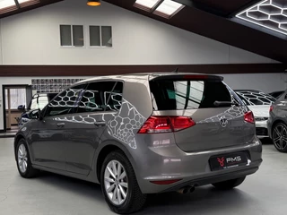 Volkswagen Golf – thumbnail 4