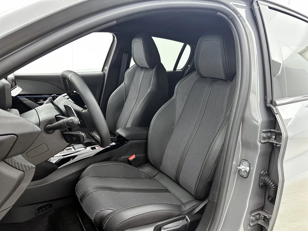 Peugeot 208 – foto 32