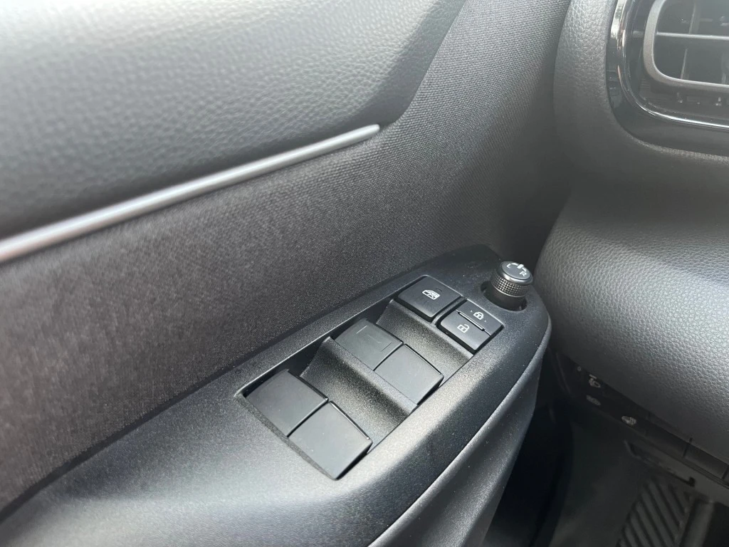 Toyota Yaris – foto 16