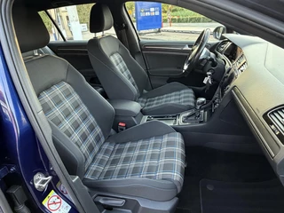 Volkswagen Golf – thumbnail 22