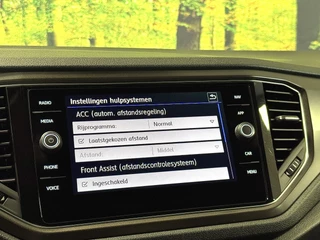 Volkswagen T-Roc – thumbnail 13