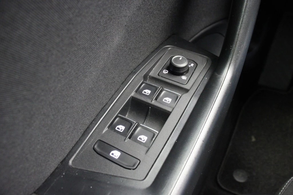 Volkswagen T-Roc – foto 26