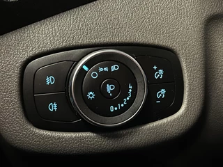 Ford Transit Connect – thumbnail 30