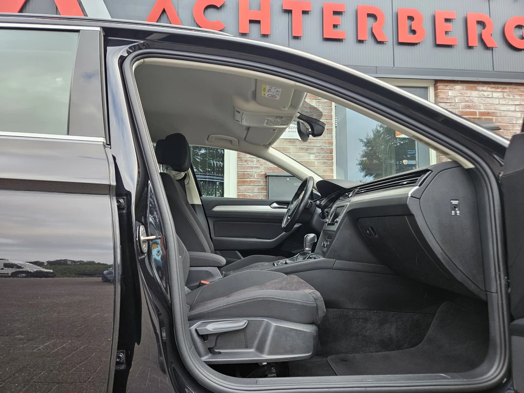 Volkswagen Passat – foto 37