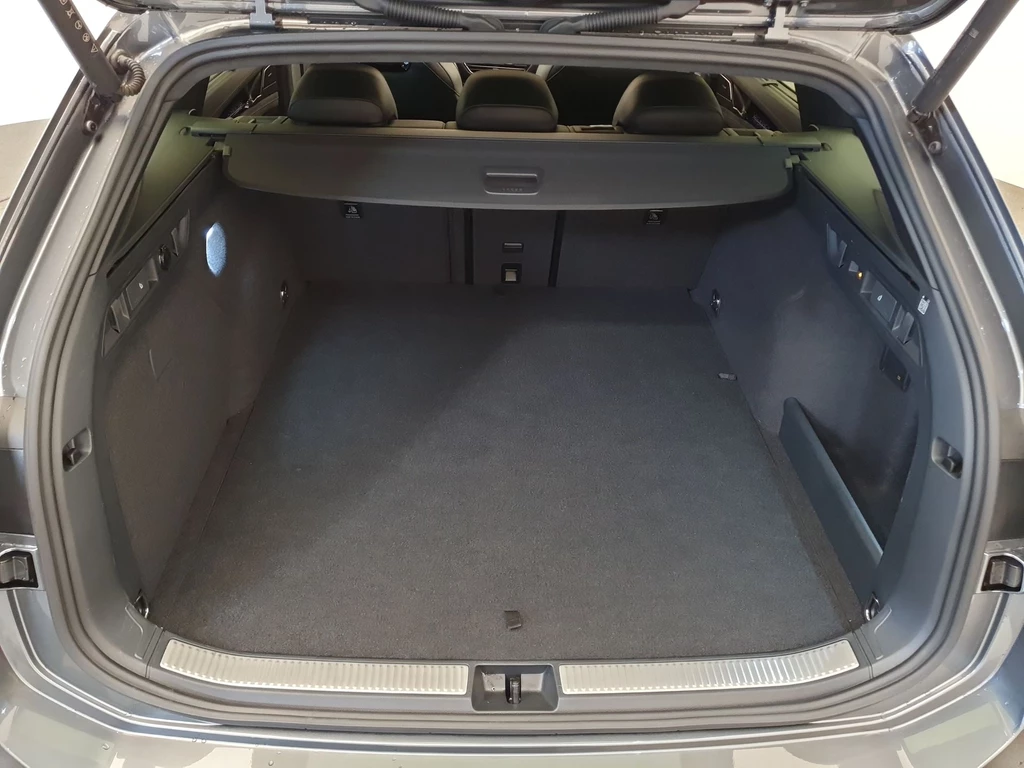 Volkswagen Passat – foto 27