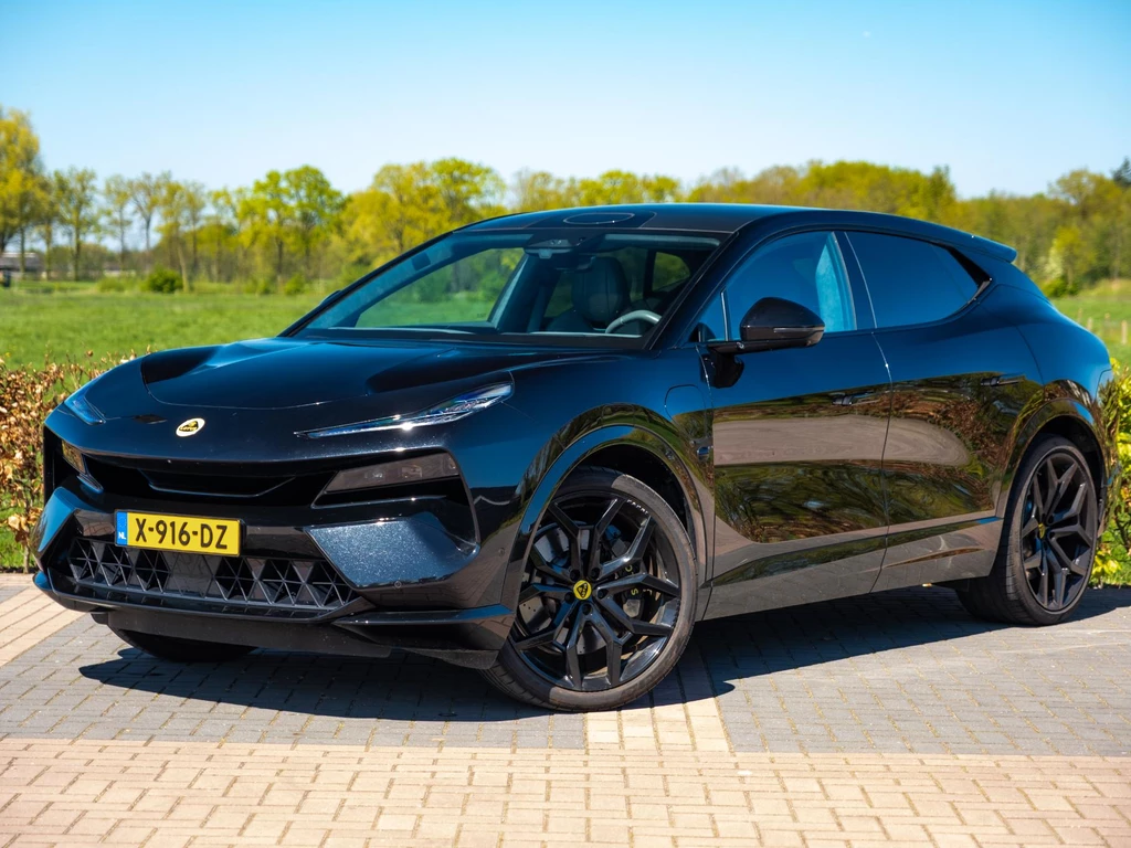 Lotus Eletre – foto 2
