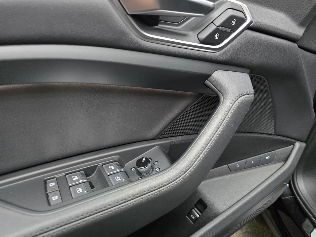 Audi e-tron – foto 10