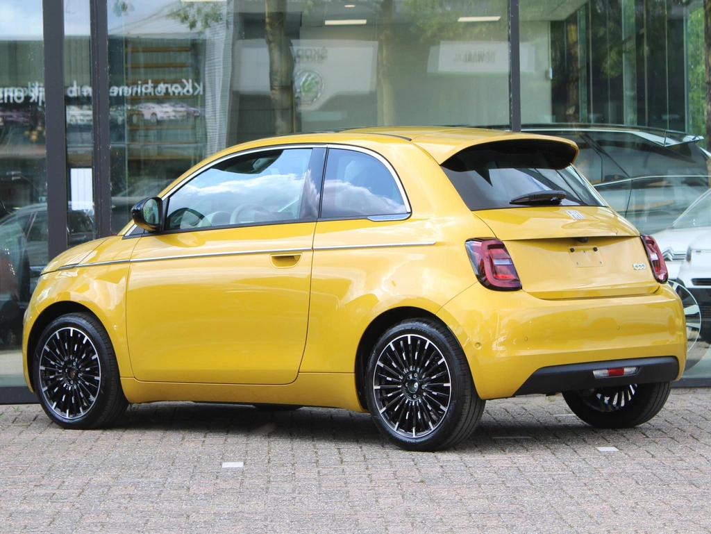 Fiat 500e – foto 2