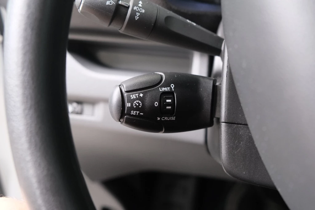 Opel Vivaro – foto 25