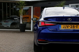 Lexus ES – thumbnail 10