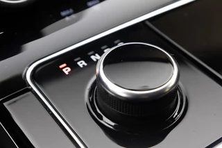 Land Rover Range Rover Velar – thumbnail 25