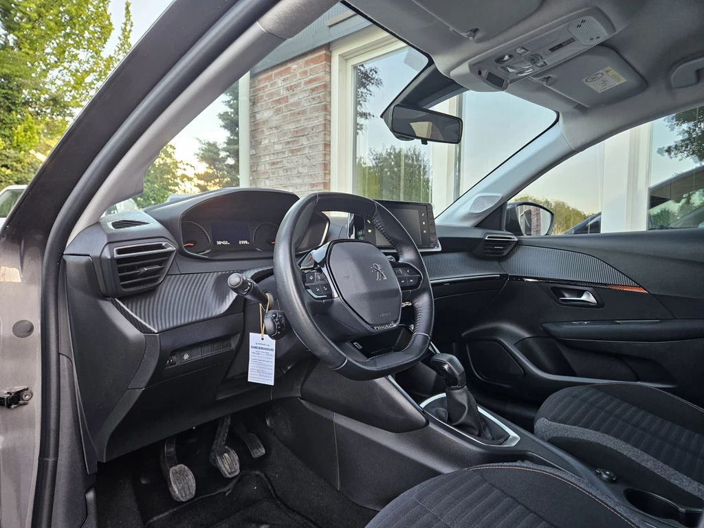 Peugeot 208 – foto 15