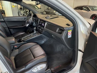 Porsche Macan – thumbnail 42