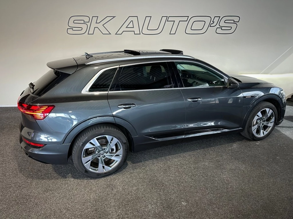 Audi e-tron – foto 11