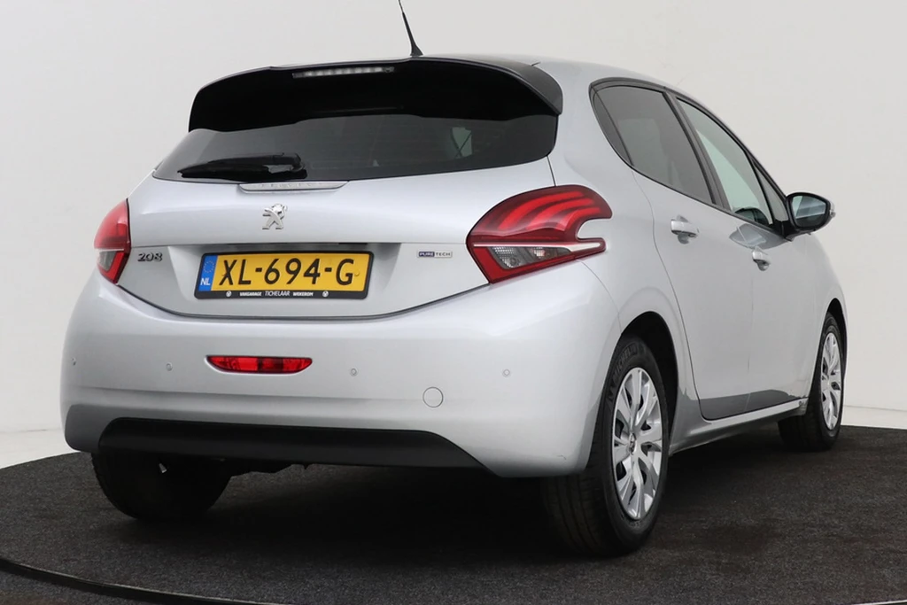 Peugeot 208 – foto 8