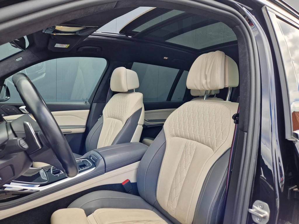 BMW X7 – foto 12