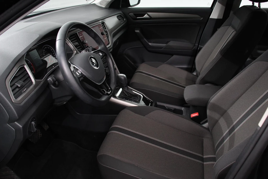 Volkswagen T-Roc – foto 8