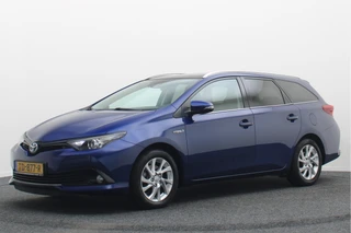 Toyota Auris – thumbnail 1