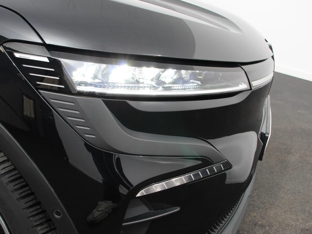 Renault Megane E-Tech – foto 9