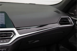 BMW M4 – thumbnail 55