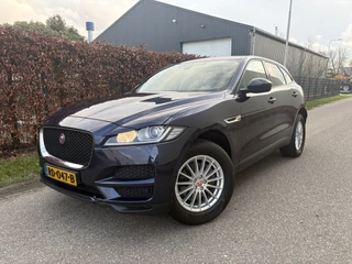Jaguar F-PACE – thumbnail 1