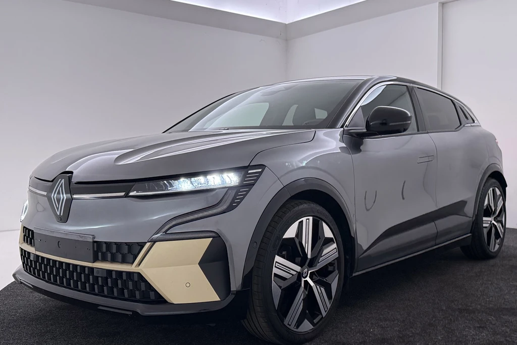 Renault Megane E-Tech – foto 4